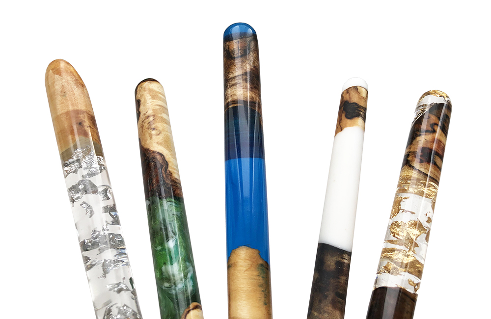 Ручки из ценных пород дерева со вставками из эпоксидной смолы